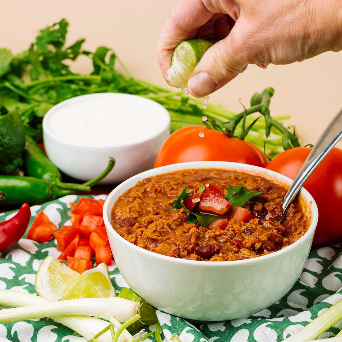 WS123-ZestyChiliWithBeans-P43