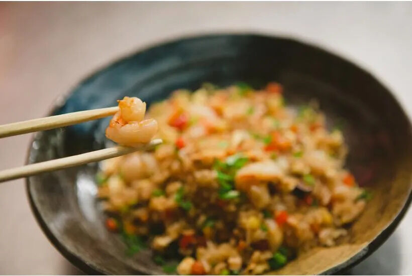 Healthy Dinner Recipe: Stir-Fried Garlic Shrimp and Veggies