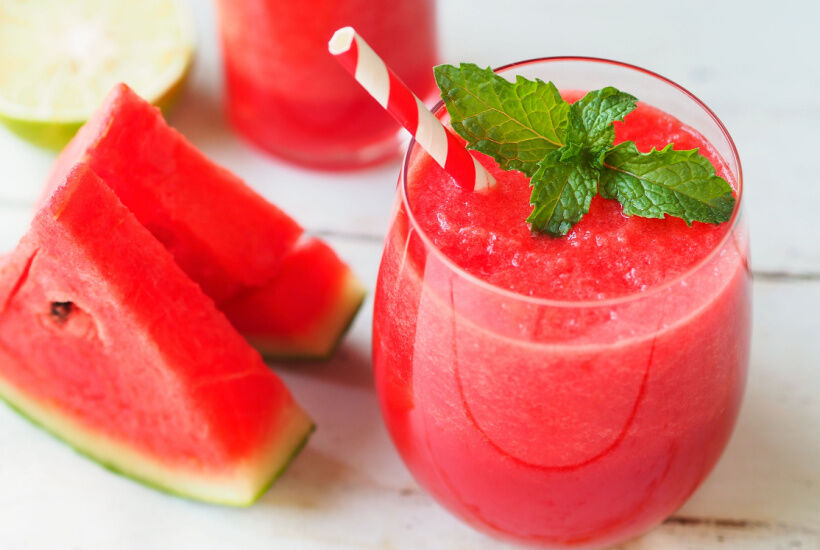 Low-Cal Drink Recipe: Watermelon Agua Fresca with Strawberries