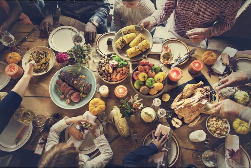 This is How to Navigate Thanksgiving After Bariatric Surgery, Says One Nutritionist