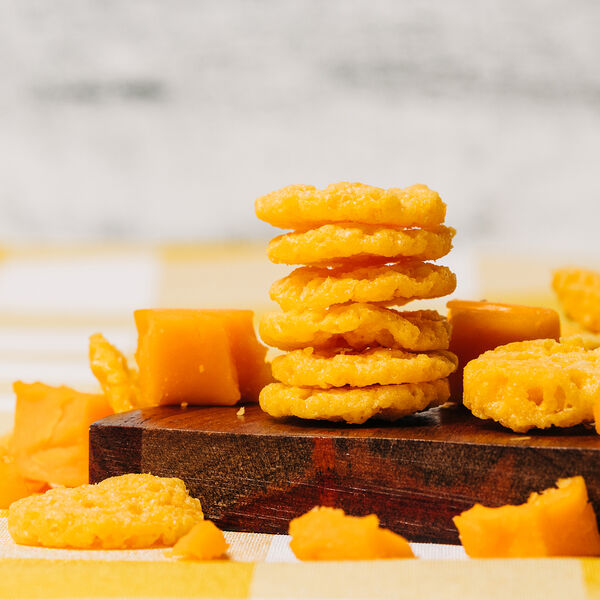 Protein Cheese Crisps image number null