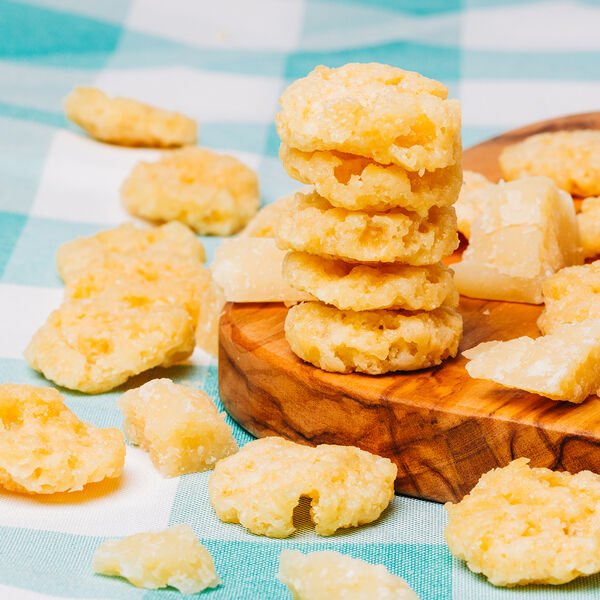 Protein Cheese Crisps image number null